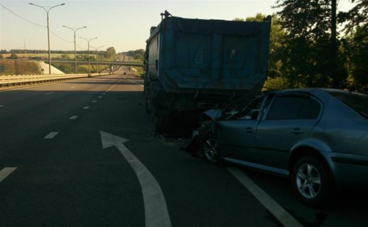 Водитель и пассажир легковушки погибли в ДТП на трассе "Дон"