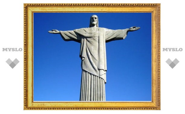 В Бразилии отреставрировали статую Христа-Искупителя