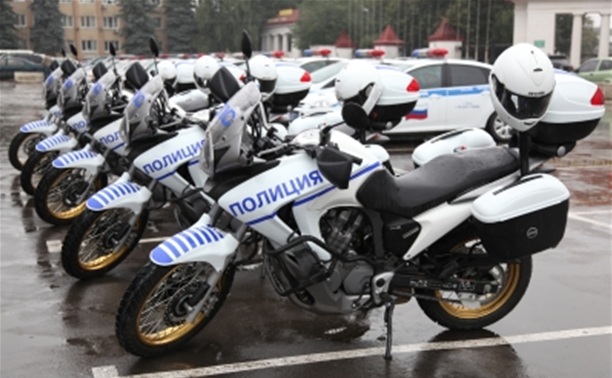 Подразделения ГИБДД получили пять новых мотоциклов «Хонда»