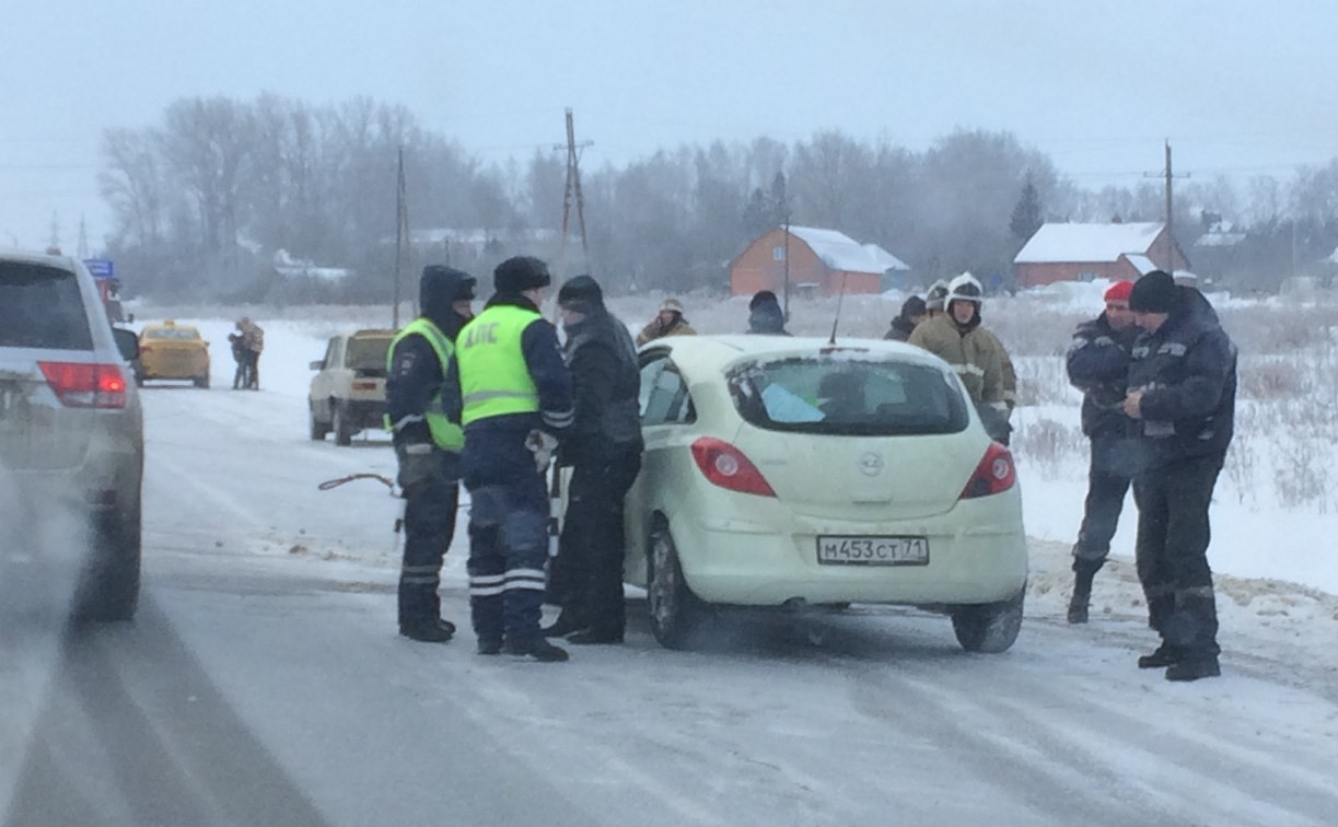 Под Тулой «Опель» съехал в кювет