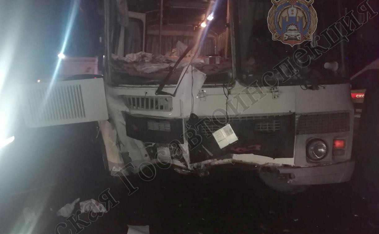 Под Тулой пьяный водитель автобуса устроил ДТП: пострадали два человека