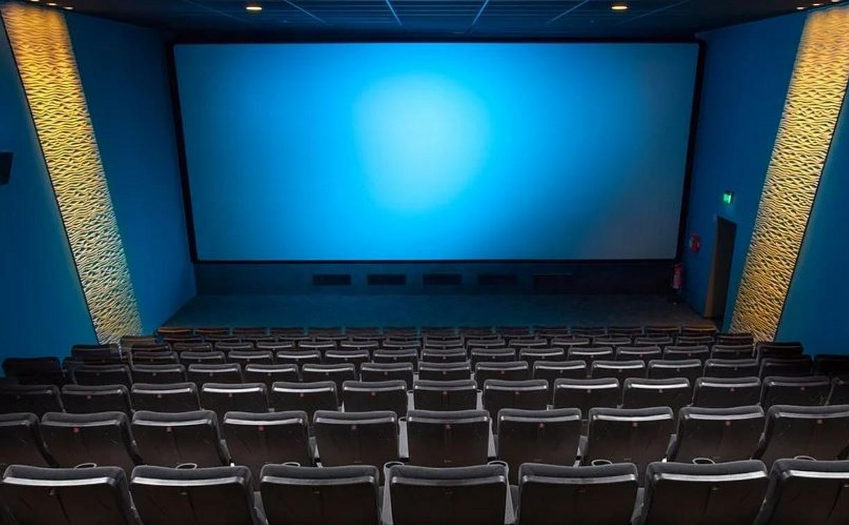 Чем в российских кинотеатрах заменят иностранные фильмы?