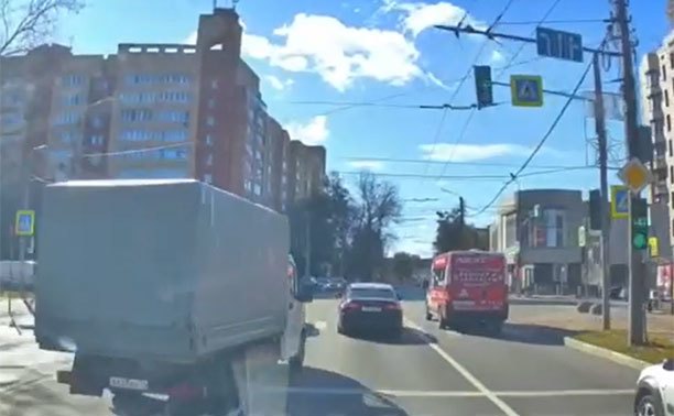 На ул. Староникитской встретили «суетливую» ГАЗель