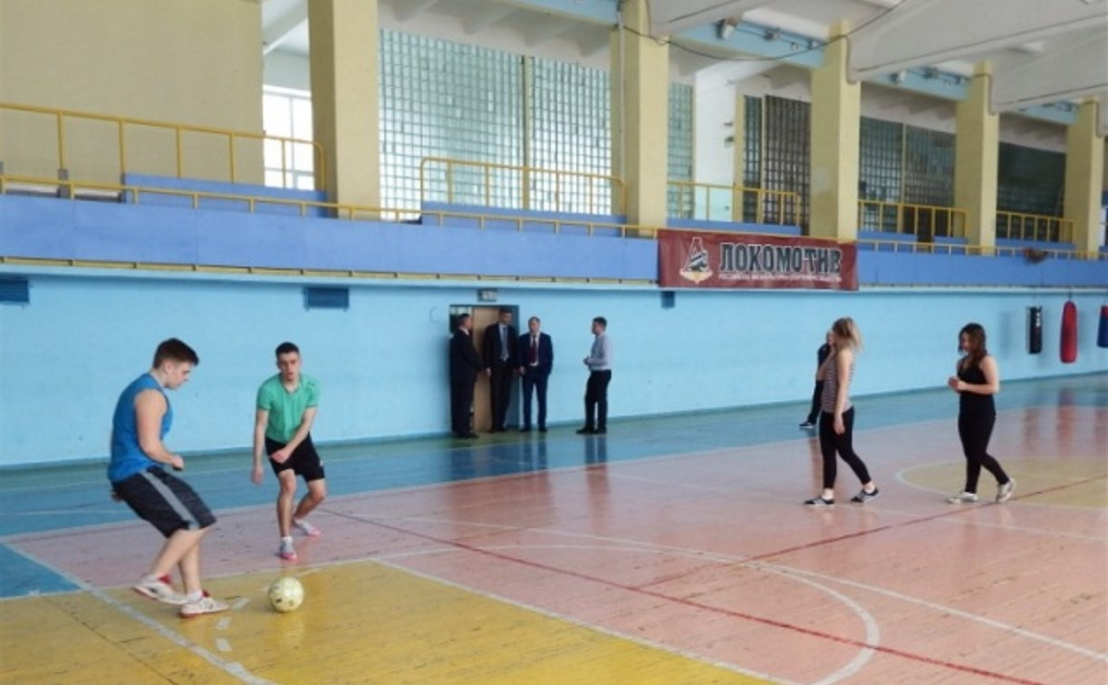 Жители Узловой просят не закрывать спорткомплекс «Локомотив»