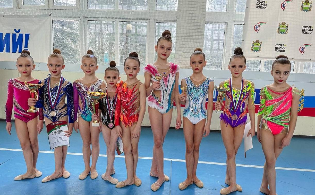 Тульские гимнастки завоевали медали на чемпионате Калужской области