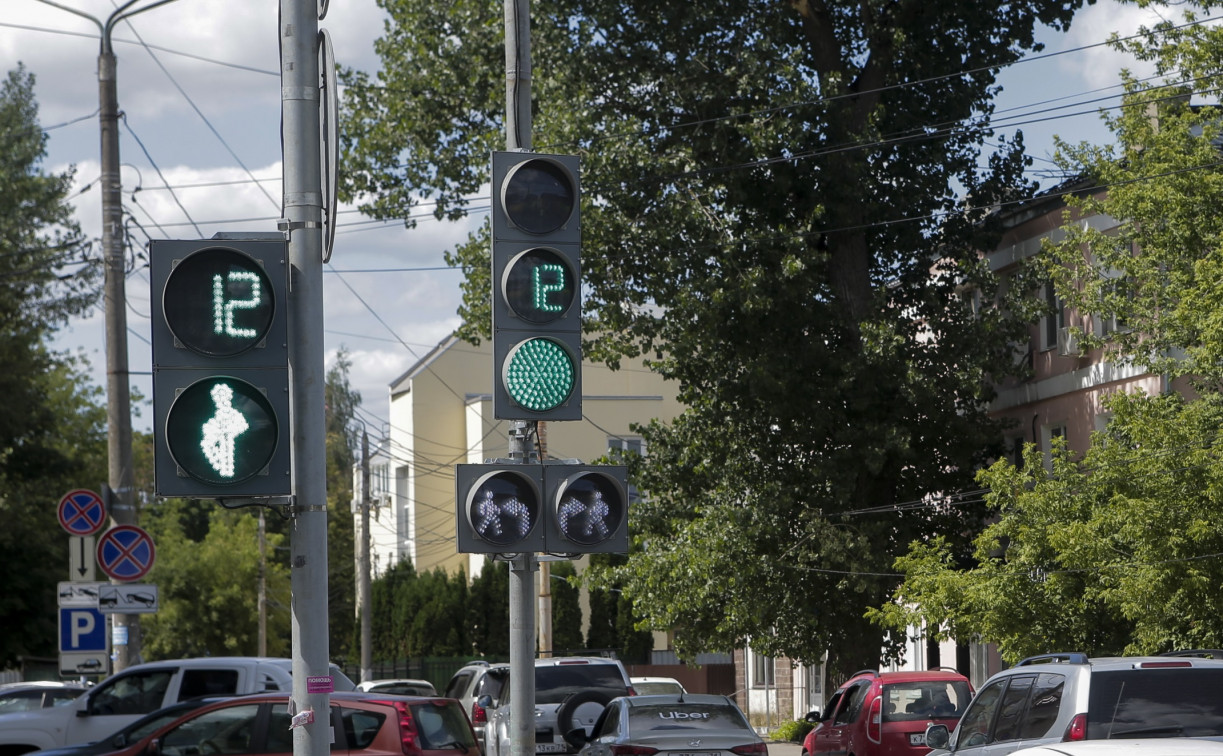 В Туле из-за ремонта выключат светофор на перекрестке Щекинского шоссе с улицей Шоссейной