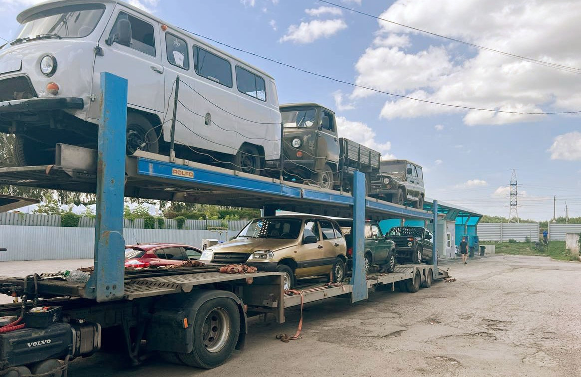 Губернатор Дмитрий Миляев передал тульским военнослужащим технику