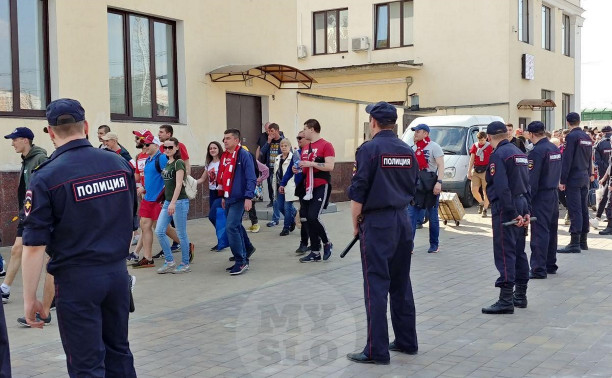 Болельщиков «Спартака» в Туле встречает полиция
