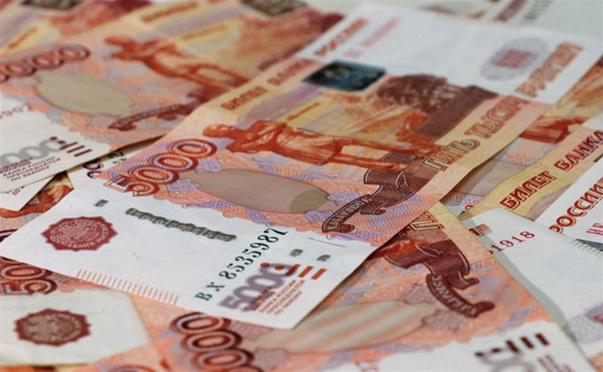 Укравшую платежи за ЖКХ начальницу почты оштрафовали на 500 тысяч рублей