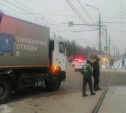 На проспекте Ленина мусоровоз врезался в автобус