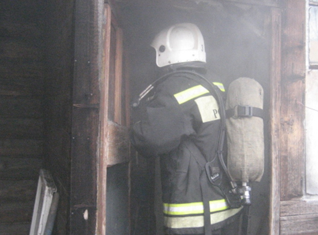 В Щекинском районе в пожаре пострадали несколько человек
