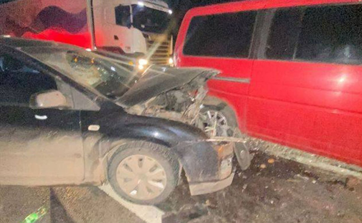 В вечернем ДТП под Тулой пострадали пять человек