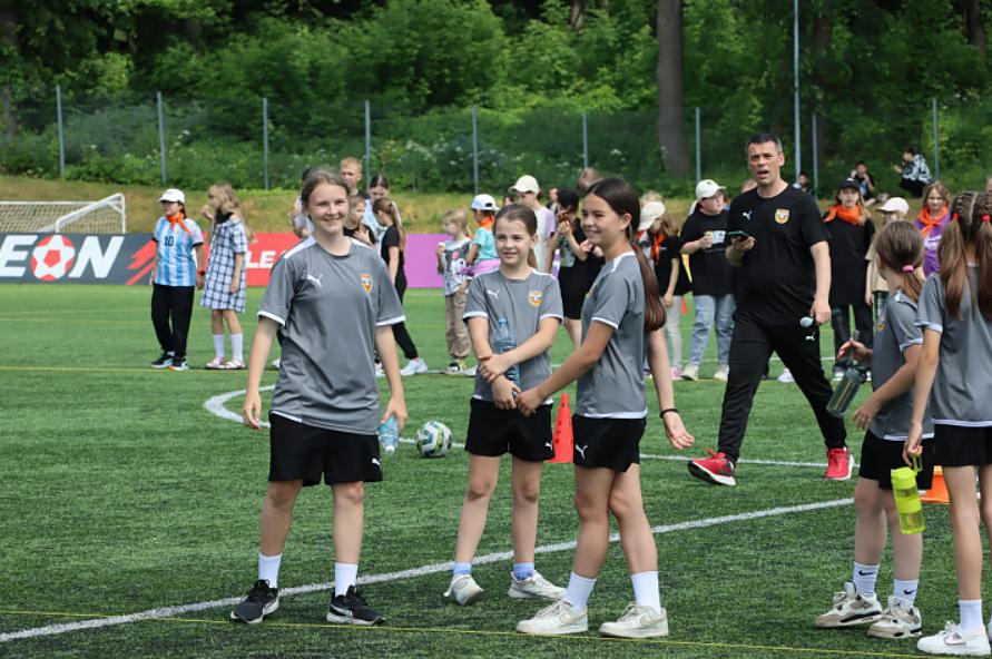В Туле стартовал футбольный фестиваль для девочек «Мы в игре. Лето»