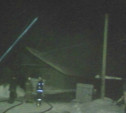 В Белёвском районе под утро сгорели два гаража, автомобиль и сараи