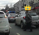 «Накажи автохама»: в Туле пешеход злостно и неторопливо нарушила ПДД