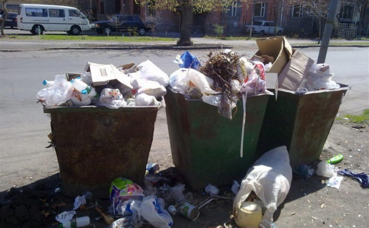 Тульские коммунальщики несколько месяцев не оплачивали вывоз мусора