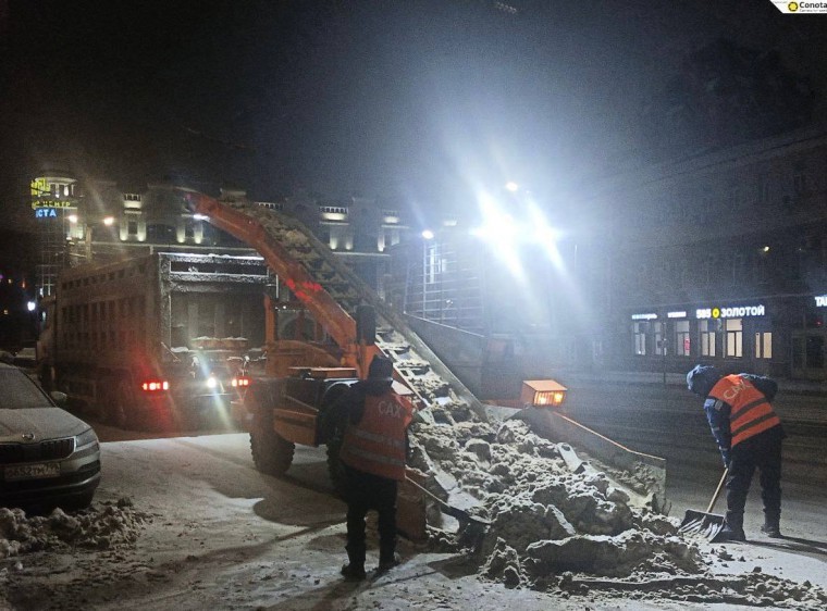 За сутки с тульских улиц вывезли почти 1700 кубометров снега