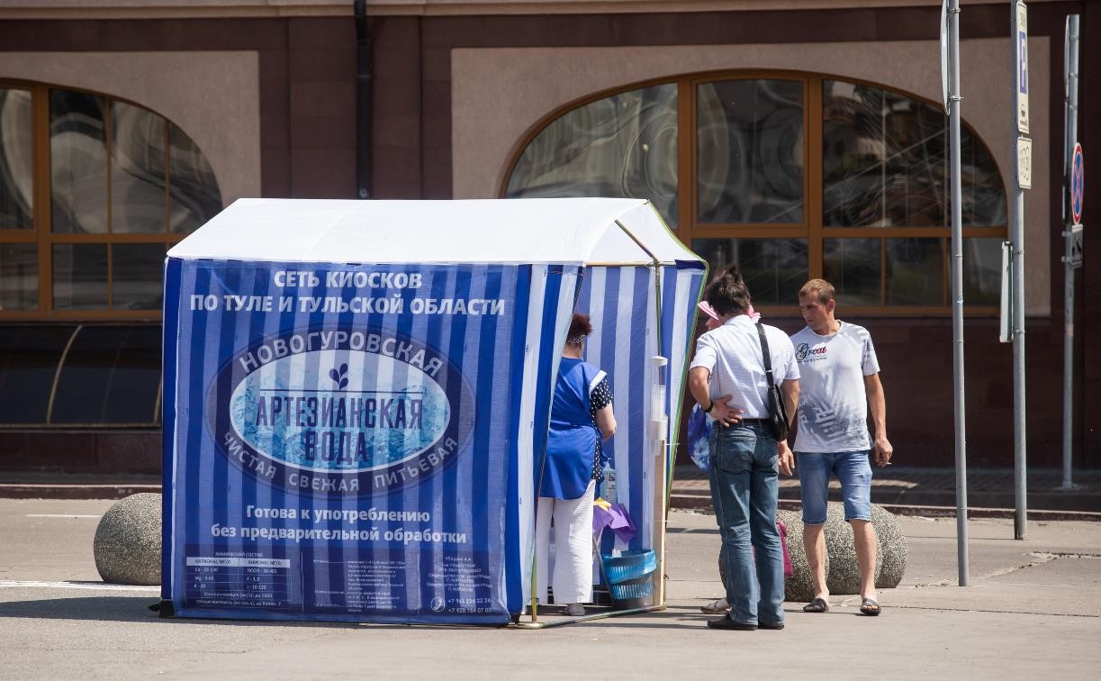 Дмитрий Миляев поручил во время жары бесплатно раздавать воду жителям райцентров