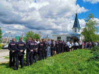 Жуткое ДТП в Суворове: проститься с погибшим полицейским пришли сотни человек, Фото: 18