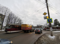 В Туле трамваи поломали столб и пантографы, Фото: 12