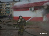 В Ясногорске сгорел продуктовый магазин. 16 мая 2015, Фото: 2