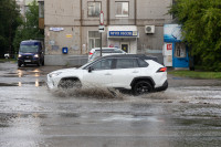 В Туле после дождя затопило улицу Ложевую, Фото: 8