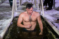 Корги-переживашки, новые ощущения и праздничная традиция: в Туле состоялись Крещенские купания, Фото: 82