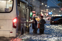 Ночной потоп в центре Тулы: Лейтейзена, Фото: 44