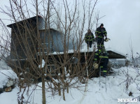 В тульском поселке Плеханово пожар уничтожил половину дома, Фото: 14