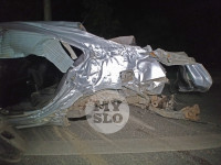 Крупное ДТП на ул. Металлургов в Туле: Nissan снес столб, пассажирку вышвырнуло из машины, Фото: 7