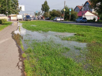 В Пролетарском районе Тулы затопило улицы и дворы: вода хлещет из колодцев, Фото: 15