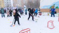 Во дворе на Пролетарской открылся новый хоккейный корт, Фото: 76