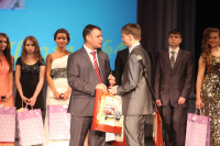 Владимир Груздев поздравил тульских выпускников-медалистов, Фото: 67