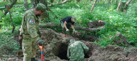 В лесу под Белёвом поисковики обнаружили останки двух красноармейцев, Фото: 4