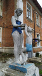 Как в Тульской области скульптуру спасали синими трусами  , Фото: 1