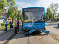 В Туле на ул. Октябрьской водитель автобуса устроил массовое ДТП, Фото: 11