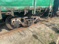 Причиной схода вагонов грузового поезда в Плеханова стали гнилые деревянные шпалы, Фото: 8