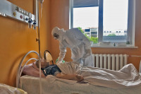 Репортаж из «красной зоны»: как устроен коронавирусный госпиталь в Туле, Фото: 1