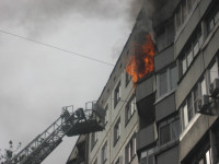 Курильщик поджег балкон своих соседей, Фото: 1