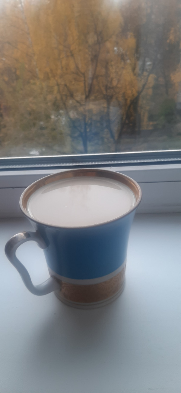 Утренний кофе с молоком