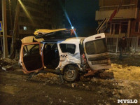 В Туле внедорожник протаранил такси: пассажир погиб, Фото: 6