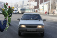 Полицейские поздравили автоледи с 8 Марта, Фото: 22
