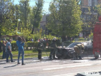 Сгорел автомобиль на пр. Ленина, Фото: 2