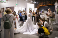  Вышивальный перфоманс: в Туле состоялся финисаж выставки о синтезе моды и современного искусства, Фото: 75