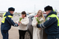 «Цветочный патруль»: Jetour поздравил тулячек в 8 марта, Фото: 38