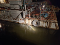 Столкновения баржи и лодки на Оке в Алексине: фото и видео с места событий, Фото: 6