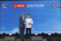Дмитрий Миляев в День России вручил паспорта юным тулякам, Фото: 8