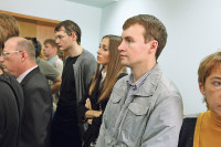 Вячеслава Дудку пришли  поддержать члены семьи: сыновья и по-видимому супруга., Фото: 5