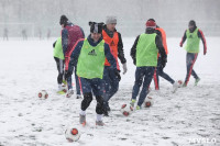 «Арсенал» готовится на снежном поле к игре против «Тосно», Фото: 2