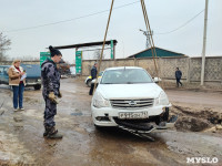 Автомобиль ушел под землю, Фото: 1